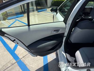 2021 Toyota Corolla Hybrid LE Sedan - zdjęcie 36 z 42 - miniatura