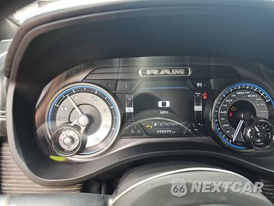 2021 Ram 1500 Limited Crew Cab Short Bed - zdjęcie 12 z 27 - miniatura