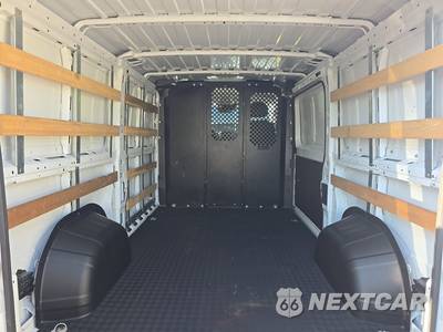 2025 Ram ProMaster 2500 Cargo Van Tradesman w/Passenger Seat Low Roof 136.0" WB - zdjęcie 15 z 19 - miniatura