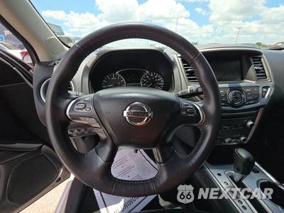 2017 Nissan Pathfinder SL - zdjęcie 10 z 21 - miniatura