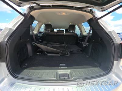 2017 Nissan Pathfinder SL - zdjęcie 16 z 21 - miniatura