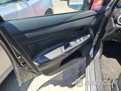2024 Nissan Versa S - zdjęcie 9 z 35 - miniatura