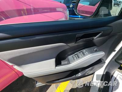 2021 Toyota Highlander L - zdjęcie 9 z 38 - miniatura