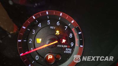 2016 Nissan 370Z NISMO Tech Coupe - zdjęcie 30 z 37 - miniatura