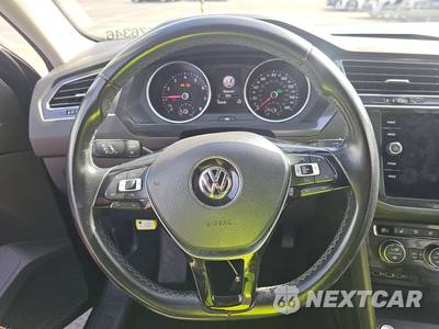 2018 Volkswagen Tiguan SE - zdjęcie 10 z 34 - miniatura