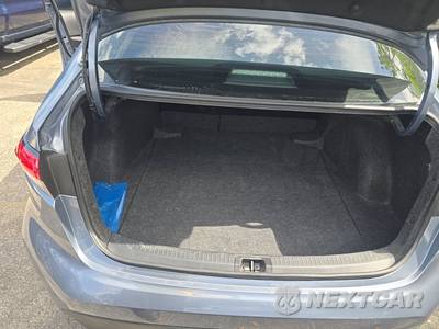 2025 Toyota Corolla LE Sedan - zdjęcie 16 z 26 - miniatura