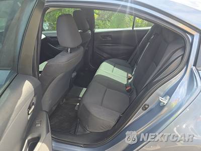 2025 Toyota Corolla LE Sedan - zdjęcie 13 z 26 - miniatura