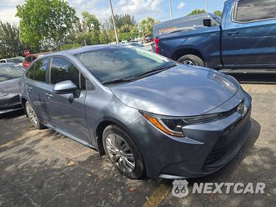 2025 Toyota Corolla LE Sedan - zdjęcie 3 z 26 - miniatura