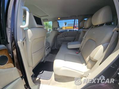 2014 INFINITI QX80 - zdjęcie 13 z 32 - miniatura