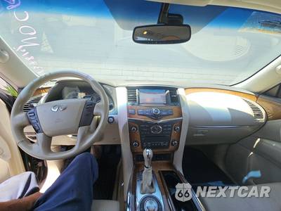 2014 INFINITI QX80 - zdjęcie 11 z 32 - miniatura