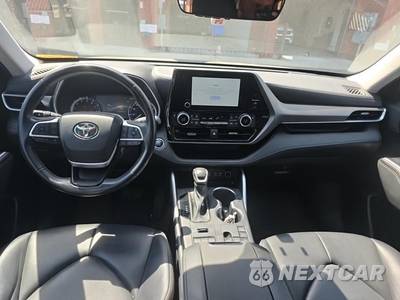 2023 Toyota Highlander XLE - zdjęcie 14 z 23 - miniatura