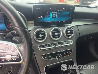 2019 Mercedes-Benz C 300 Sedan - zdjęcie 10 z 13 - miniatura
