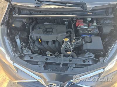 2015 Toyota Yaris LE - zdjęcie 15 z 37 - miniatura