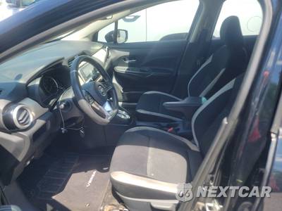 2020 Nissan Versa SV - zdjęcie 7 z 23 - miniatura