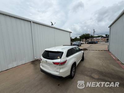 2015 Toyota Highlander XLE - zdjęcie 14 z 56 - miniatura
