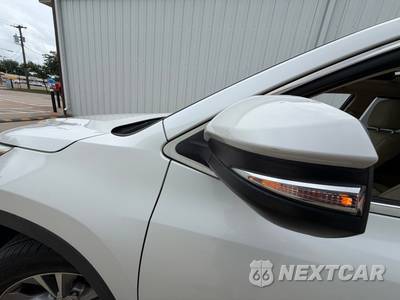 2015 Toyota Highlander XLE - zdjęcie 8 z 56 - miniatura