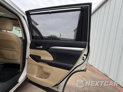 2015 Toyota Highlander XLE - zdjęcie 42 z 56 - miniatura