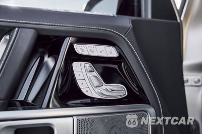 2022 Mercedes-Benz AMG G 63 4x4 Squared - zdjęcie 46 z 50 - miniatura