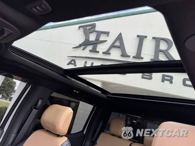 2026 Ford Super Duty F-450 Lariat Crew Cab Long Bed DRW - zdjęcie 26 z 38 - miniatura