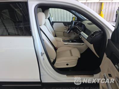 2025 Mercedes-Benz GLB 250 4MATIC - zdjęcie 8 z 23 - miniatura