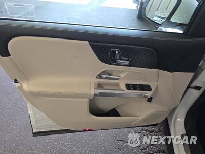 2025 Mercedes-Benz GLB 250 4MATIC - zdjęcie 9 z 23 - miniatura