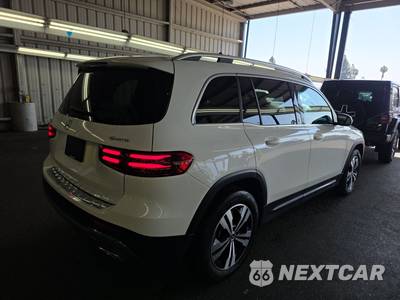2025 Mercedes-Benz GLB 250 4MATIC - zdjęcie 4 z 23 - miniatura