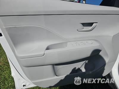 2024 Hyundai Kona SEL - zdjęcie 9 z 17 - miniatura