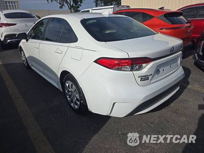 2020 Toyota Corolla LE Sedan - zdjęcie 6 z 18 - miniatura