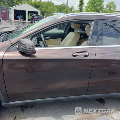 2018 Mercedes-Benz GLA 250 - zdjęcie 8 z 49 - miniatura