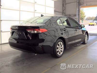 2025 Toyota Corolla LE Sedan - zdjęcie 4 z 18 - miniatura