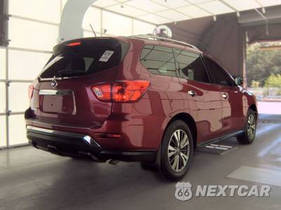 2017 Nissan Pathfinder S - zdjęcie 4 z 35 - miniatura