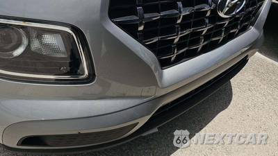 2025 Hyundai Venue SEL - zdjęcie 20 z 23 - miniatura