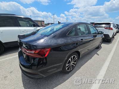 2025 Volkswagen Jetta Sport - zdjęcie 4 z 24 - miniatura