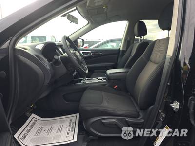 2020 Nissan Pathfinder S - zdjęcie 7 z 37 - miniatura