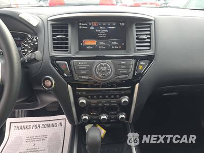 2020 Nissan Pathfinder S - zdjęcie 11 z 37 - miniatura