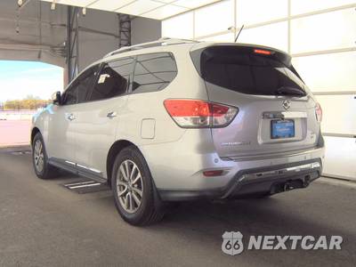 2015 Nissan Pathfinder SL - zdjęcie 6 z 24 - miniatura
