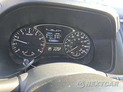 2015 Nissan Pathfinder SL - zdjęcie 12 z 24 - miniatura