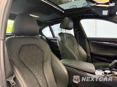 2023 BMW 5 Series Sedan 540i xDrive M SPORT LINE - zdjęcie 28 z 50 - miniatura