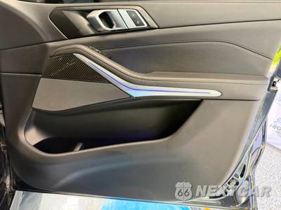 2024 BMW X5 Sports Activity Vehicle M60i xDrive - zdjęcie 27 z 50 - miniatura