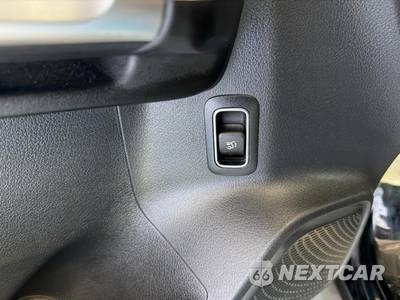 2025 Mercedes-Benz GLB 250 4MATIC - zdjęcie 14 z 50 - miniatura