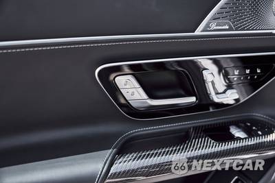 2025 Mercedes-Benz AMG GT 63 4MATIC+ Coupe - zdjęcie 34 z 50 - miniatura