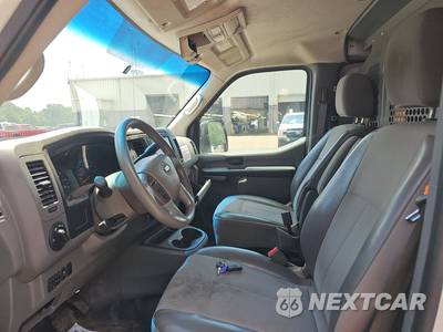 2020 Nissan NV2500 HD Cargo S Standard Roof 146.1" WB - zdjęcie 7 z 33 - miniatura