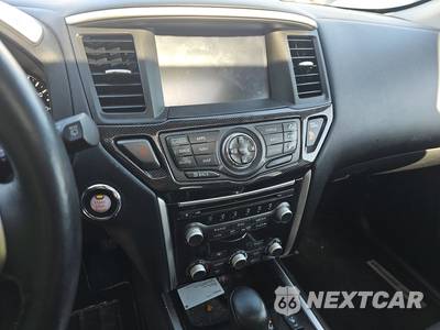 2020 Nissan Pathfinder SL - zdjęcie 11 z 29 - miniatura
