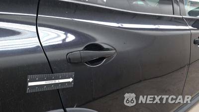2020 Nissan Pathfinder SL - zdjęcie 26 z 29 - miniatura