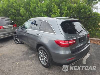 2019 Mercedes-Benz GLC 300 4MATIC - zdjęcie 6 z 25 - miniatura