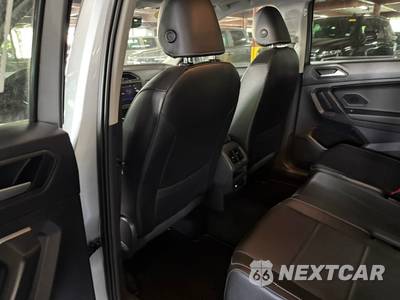2021 Volkswagen Tiguan SE - zdjęcie 18 z 40 - miniatura