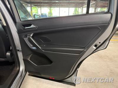 2021 Volkswagen Tiguan SE - zdjęcie 25 z 40 - miniatura