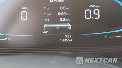 2025 Hyundai Venue SEL - zdjęcie 21 z 23 - miniatura