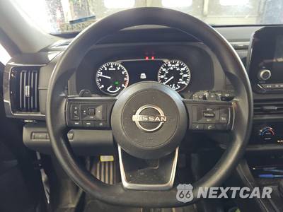 2023 Nissan Pathfinder S - zdjęcie 10 z 33 - miniatura