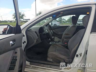 2011 Nissan Altima 2.5 Sedan - zdjęcie 17 z 17 - miniatura